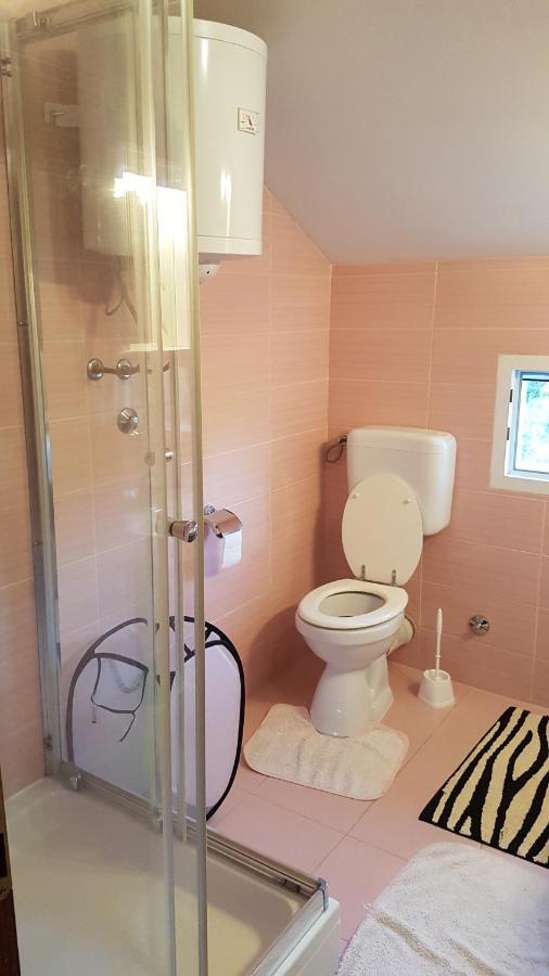 Apartman Vojaline Milna  Eksteriør billede