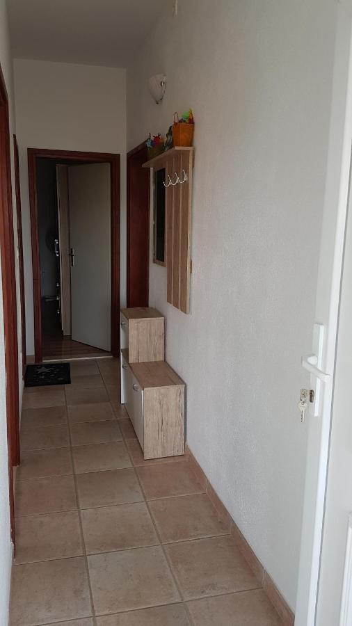 Apartman Vojaline Milna  Eksteriør billede